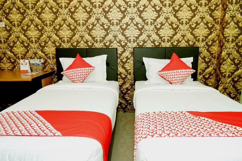 Oyo 338 Guest House Omah Manahan Syariah Solo Eksteriør bilde