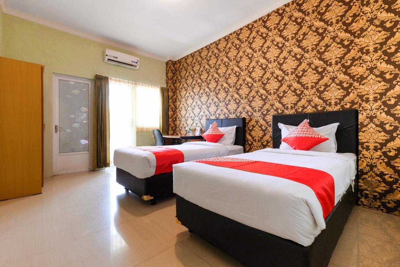 Oyo 338 Guest House Omah Manahan Syariah Solo Eksteriør bilde