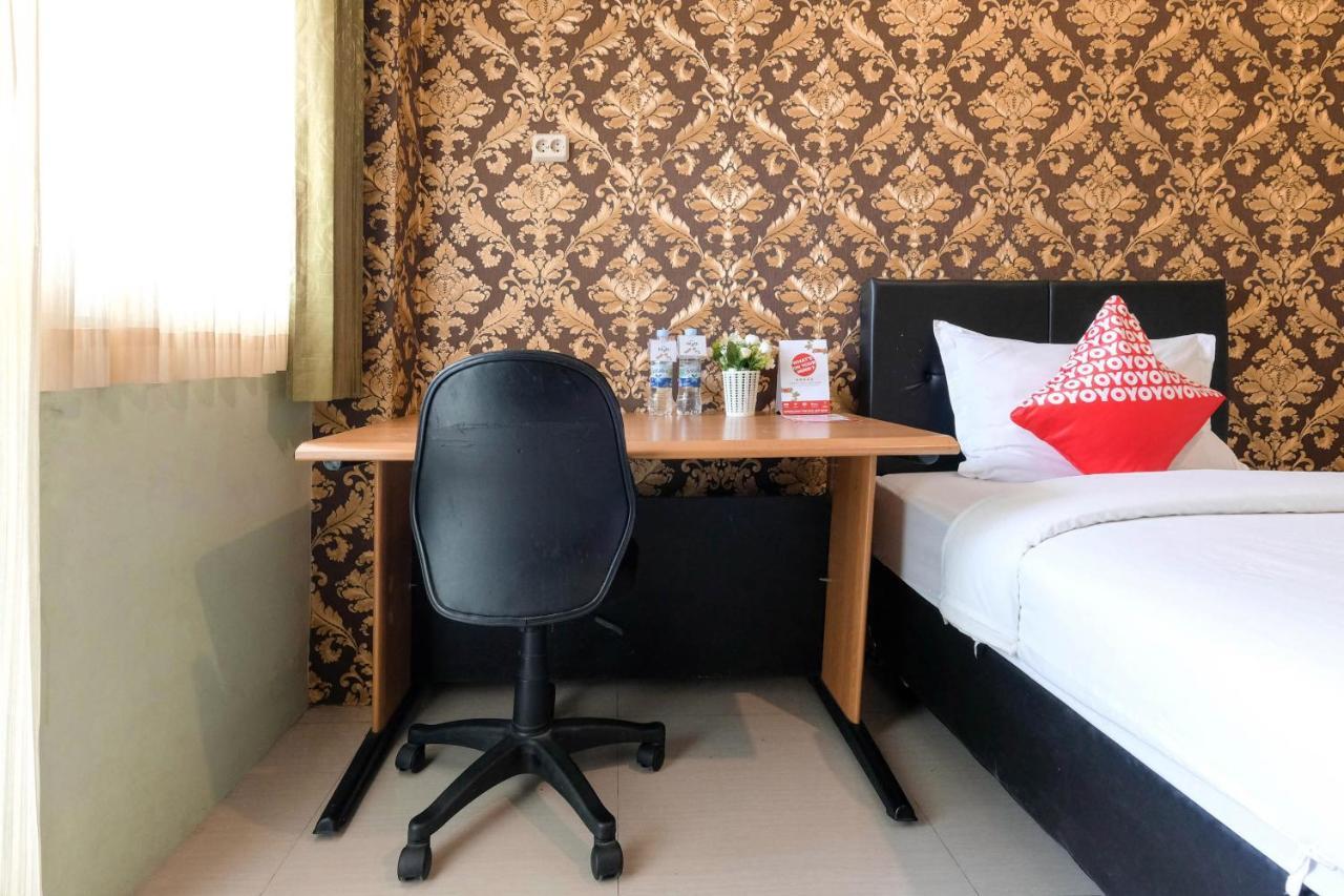 Oyo 338 Guest House Omah Manahan Syariah Solo Eksteriør bilde